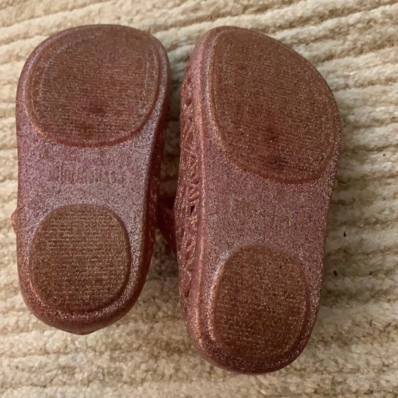 Pink Mini Melissa shoes - Picture 3 of 3